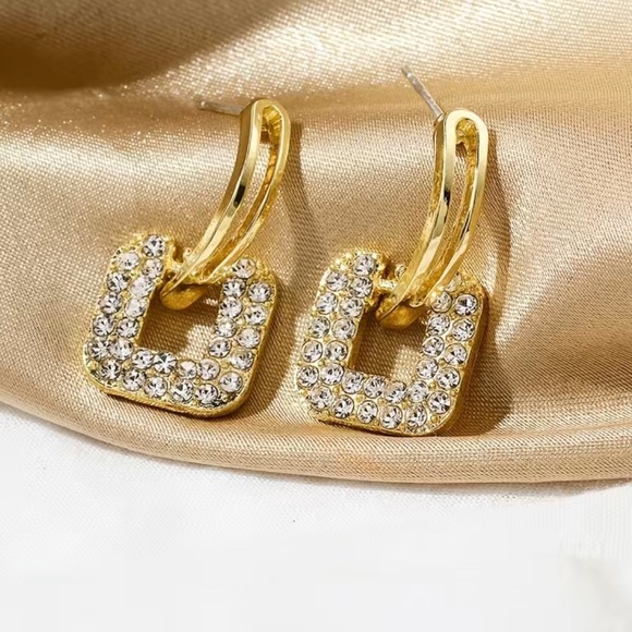 🆕❗️ Square Inlaid Rhinestones Drop Dangle Earrings Temperament Jewelry - Picture 3 of 6